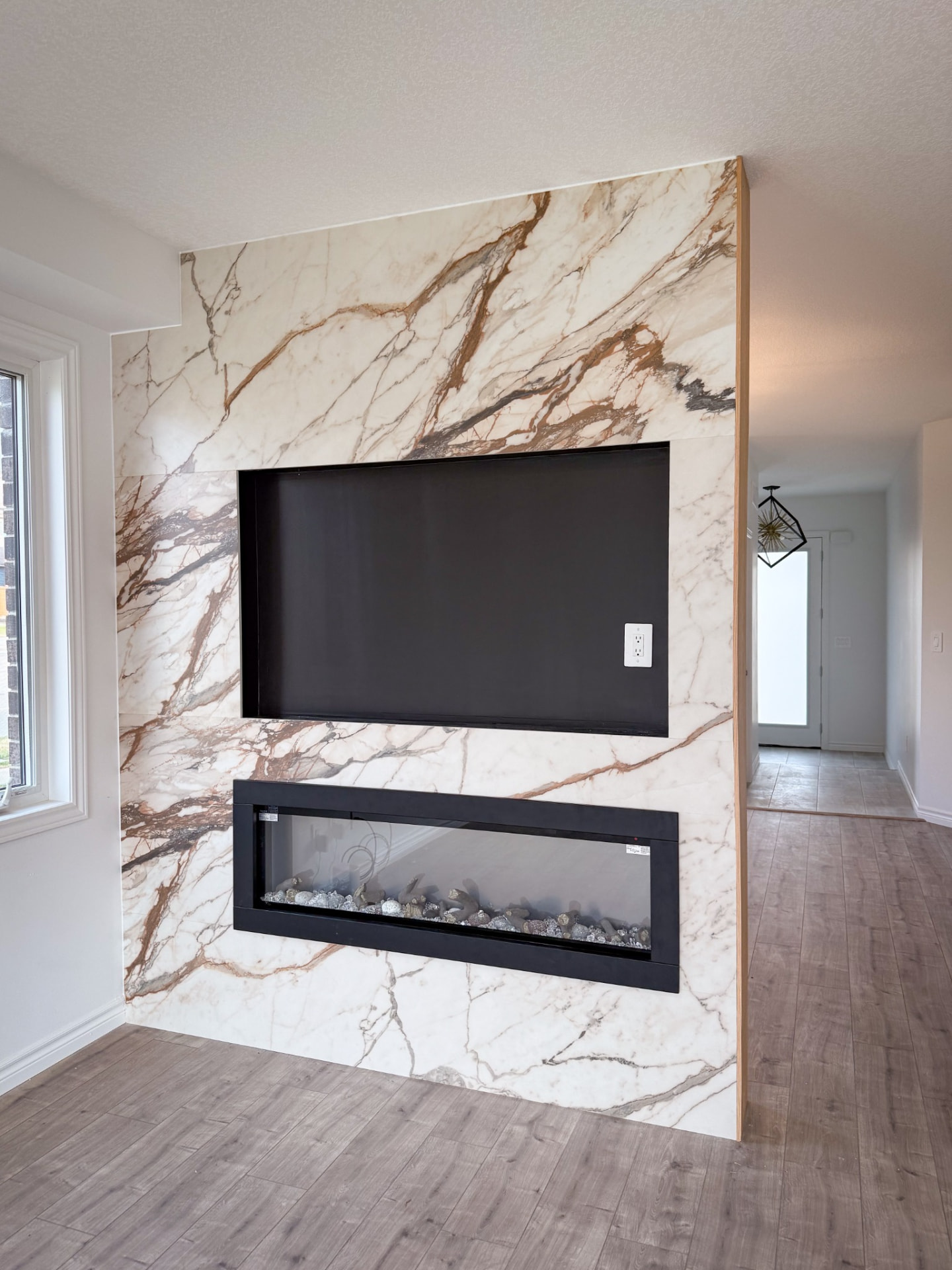 Fireplace feature wall — Boronka Carpentry Plus